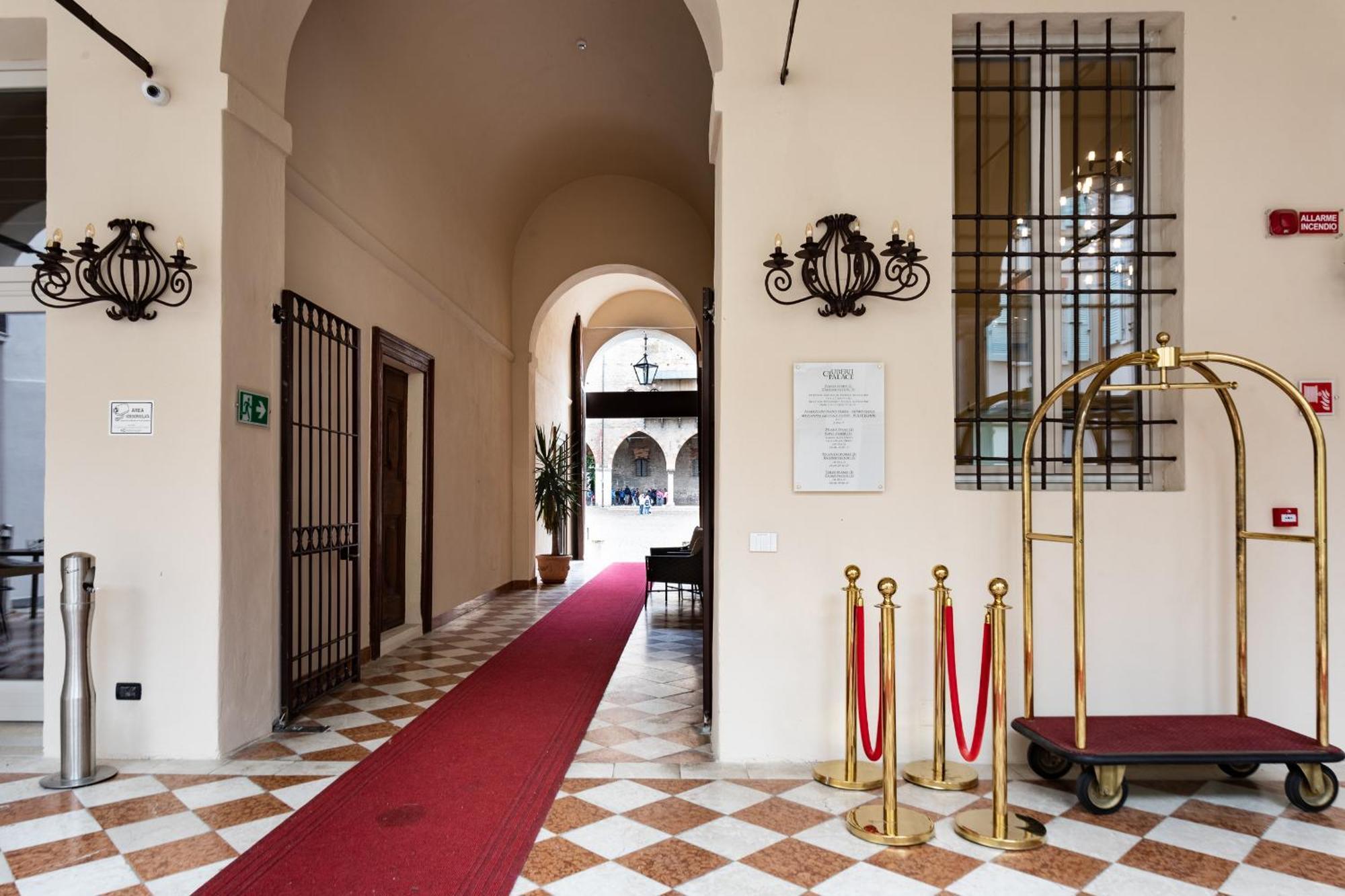 曼托瓦 Bonacolsi Collection酒店 外观 照片